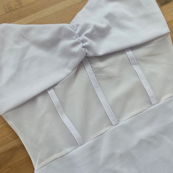 Women’s Body Suit, Size S - Picture 2 of 6